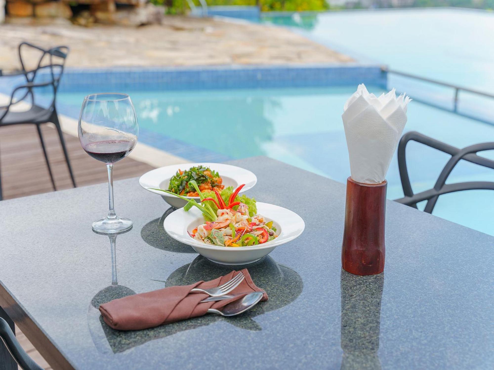 360 Resort Sihanoukville Luaran gambar
